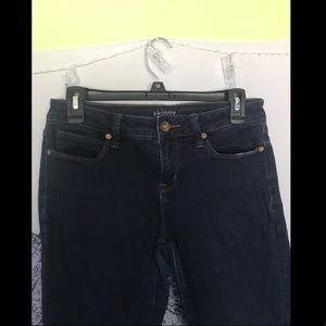 Darkwash skinny jeans